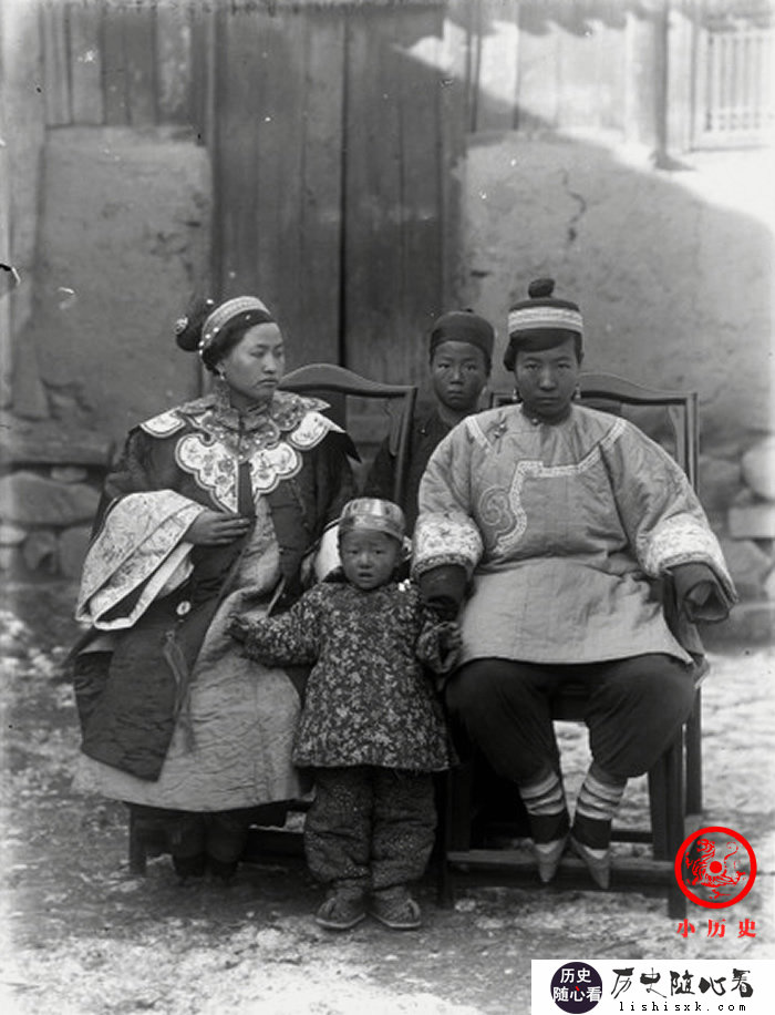 10张老照片带你认识真实的清朝社会，清宫戏太假_白银