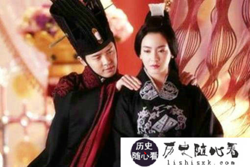 古代外戚和宦官,谁对皇帝的威胁最大?