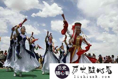 蒙古族的婚礼习俗 蒙古人结婚的习俗有哪些？