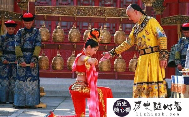 闭关锁国时期乾隆剧照