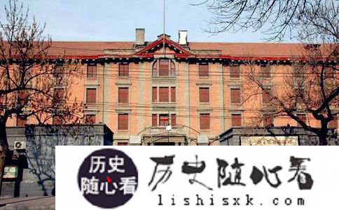 新文化运动如何发展 新文化运动的矛头