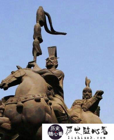 张骞出使西域的雕像