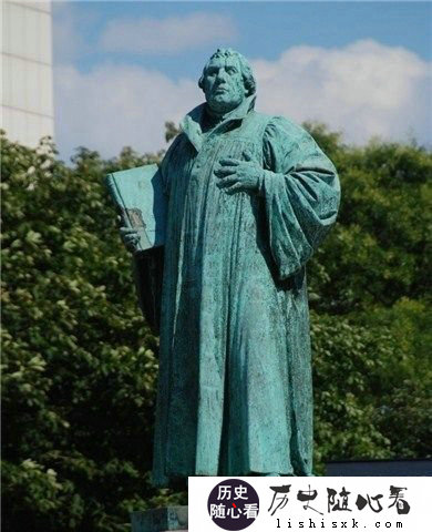 马丁路德雕像