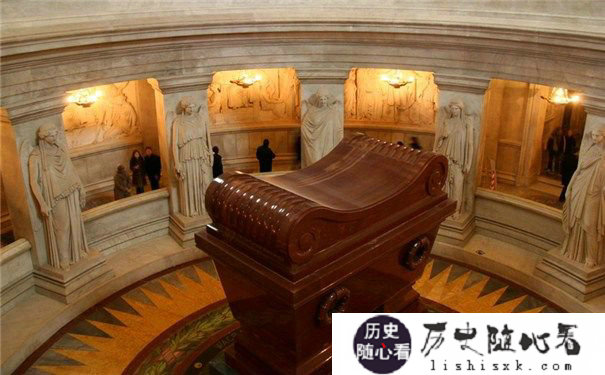 拿破仑称帝有什么影响 如何评价拿破仑