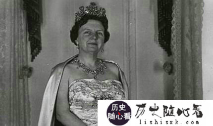 荷兰女王朱丽安娜生平-朱丽安娜女王是怎么死的？