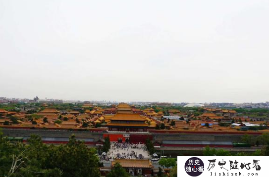 How bad is the palace defense in Jiaqing period?  The people could easily enter the palace!