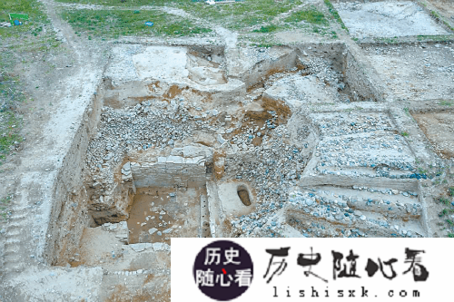 吉仁台沟口遗址石构遗存身份解开 考古专家确认是一座大型墓葬_吉仁台
