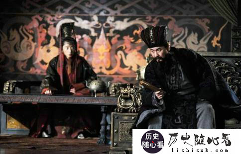 曹操被称为奸雄为什么还能纳士招贤?曹操为人到底怎么评价?