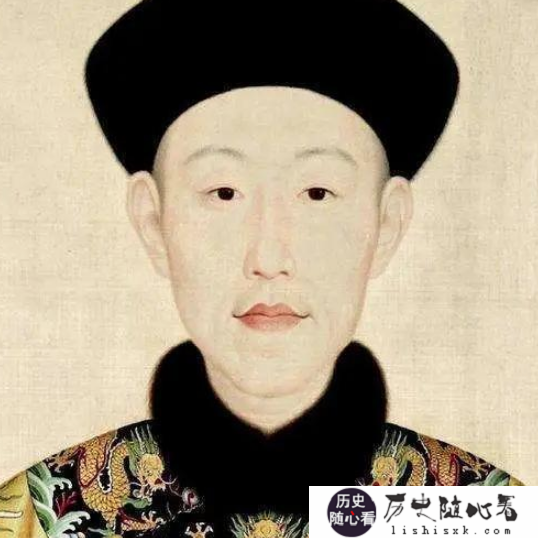 The old man of the Qing dynasty in the nineties and nines died after buying four maids