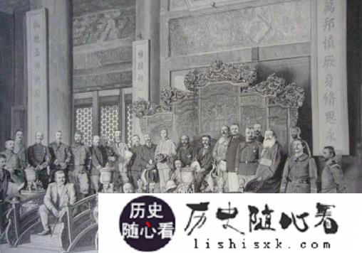 八国联军攻到北京城，慈禧本打算跳水自杀，无奈此人拦住了她