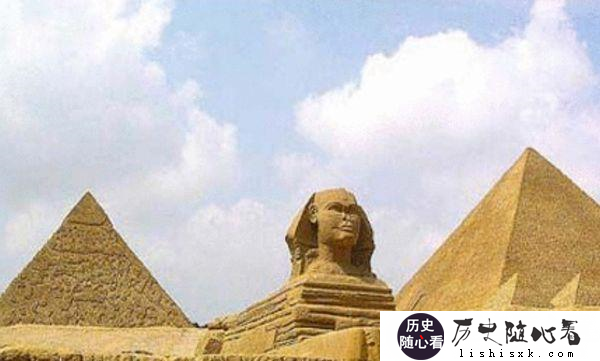 古埃及人建造金字塔_金字塔