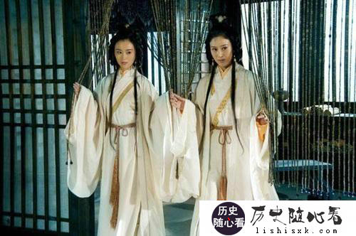 曹操为何要建造铜雀台？真的是为了锁住二乔吗？对此你怎么看？