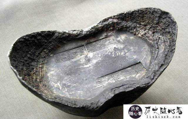 古人拿到银子真的都会咬一口吗？难道他们不嫌脏吗？