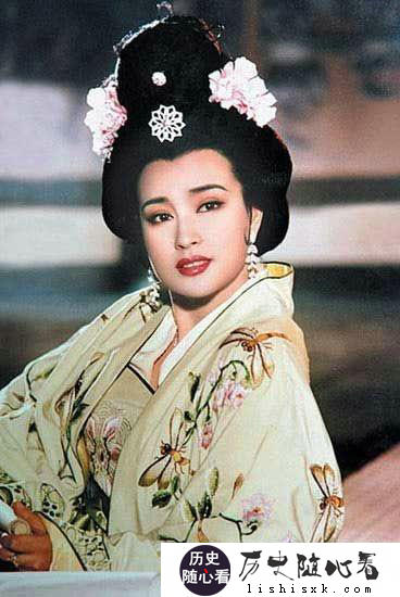 皇子公主称父亲“父皇”，武则天称帝的孩子叫她什么？叫“母皇”？