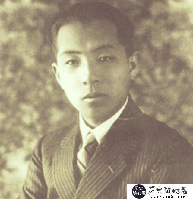 “两面三刀，阴险毒辣，卑鄙无下限\