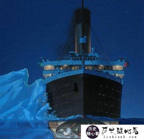 泰坦尼克号当年是撞到冰山后沉的，那船上的人为什么不到冰山上避难、等待营救呢？