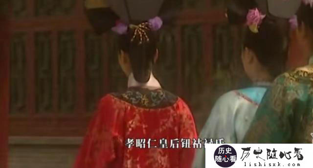 十阿哥胤䄉在众兄弟当中为何这么豪横？他到底什么背景？