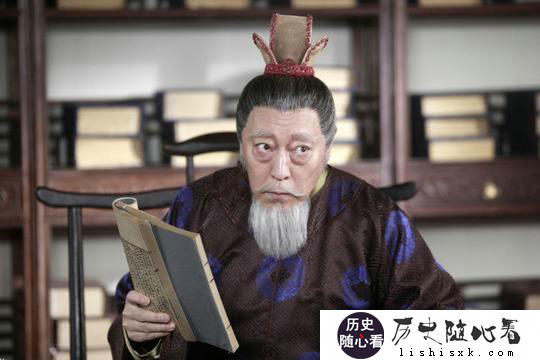 <a href=http://lishisxk.com/tags-etagid33-0.html target=_blank class=infotextkey>明朝</a>严嵩曾有报国之心，为何走上巨奸道路最终留下千古骂名？