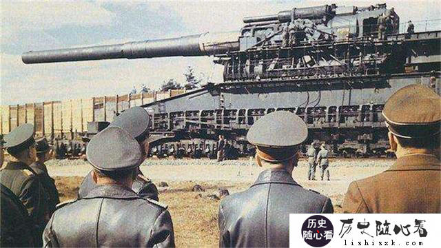 马奇诺防线，连普通人都知道能够绕开，为什么法国还想不到呢？