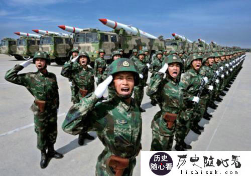 如果一个国家发生战争,作为民众你愿当兵上前线,还是愿在后方为国效力?