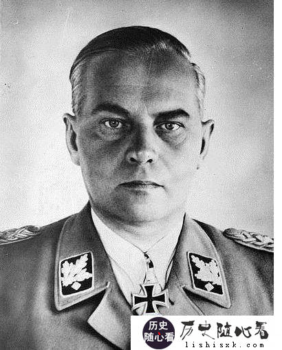 希特勒为什么在自杀前一直对施坦因纳抱有希望，施坦因纳真的有能力力挽狂澜吗？