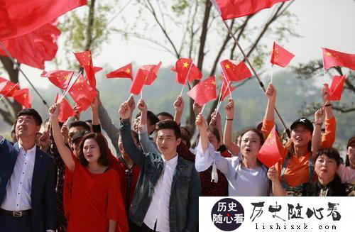 如果一个国家发生战争,作为民众你愿当兵上前线,还是愿在后方为国效力?