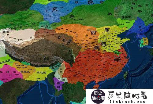 隋文帝为何能在短短四个月之内，就能统一分裂280余年的中国？