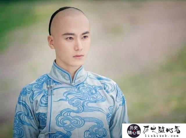 雍正帝赐给弘历一块白水煮成的肥肉吃，后者吃完后为何被立为太子？