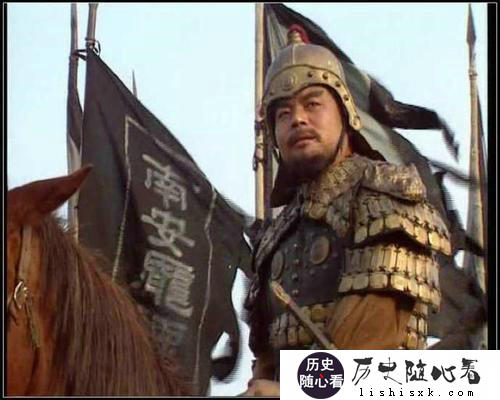 关羽那么狂那么傲,为什么有很多人却不服他,最不服关羽的是谁?结果如何?