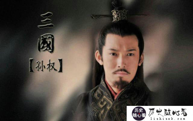 魏延被诸葛亮设计谋害后，墓前为何会跪着诸葛亮的石像？