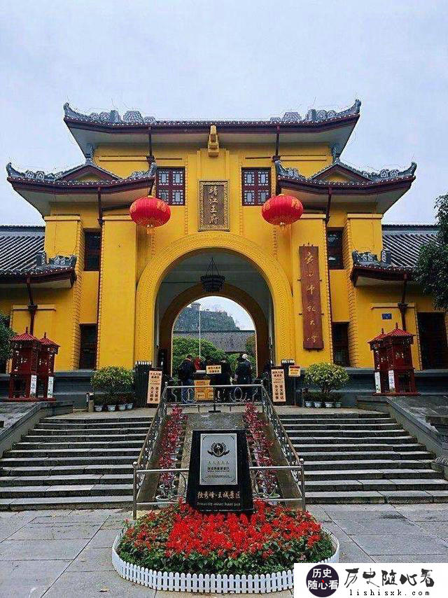 朱高炽和朱允炆是同一辈的,怎么一个是“高”,一个是“允”?