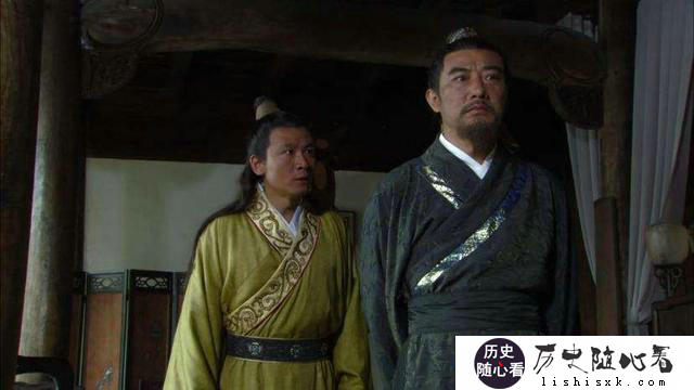 朱元璋能称帝是因为元末群雄之一的郭子兴栽培重用才奠定基础的吗？