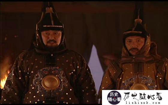 《雍正王朝》中八王议政时，如果老十三不出现，雍正会有应对的方法吗？