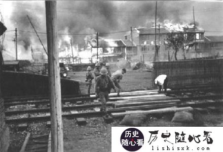 《八佰》里面日军为什么一定要攻下四行仓库?