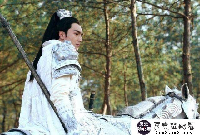 文鸯在三国演义尾声时才出场，有多厉害？