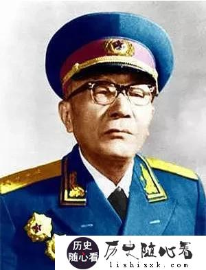 国共十年对峙时期，黄克诚曾在红五军中任大队政委