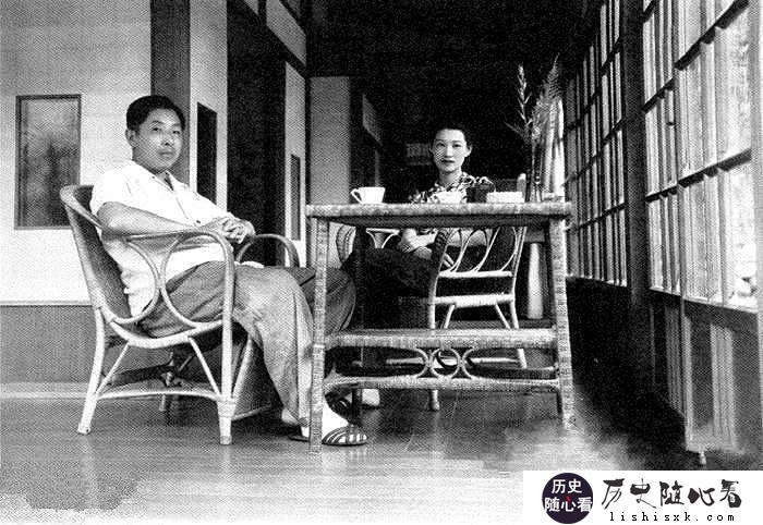 1937年的一天，南京，军委会组织军事特别法庭“审判”在西安捉蒋的张将军