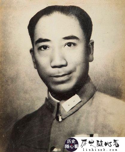 中统跟军统两个特务机关。哪个牛一点呢？