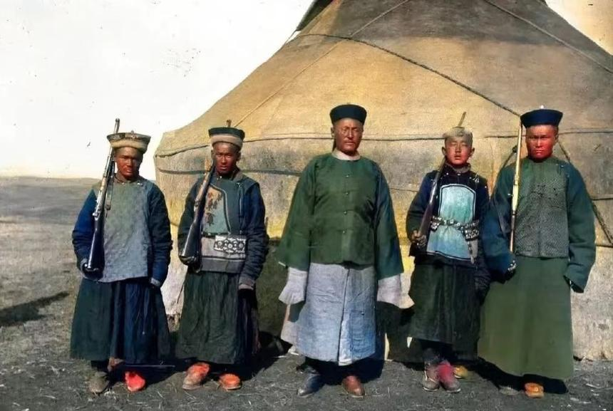 老照片：光绪年间的新疆省