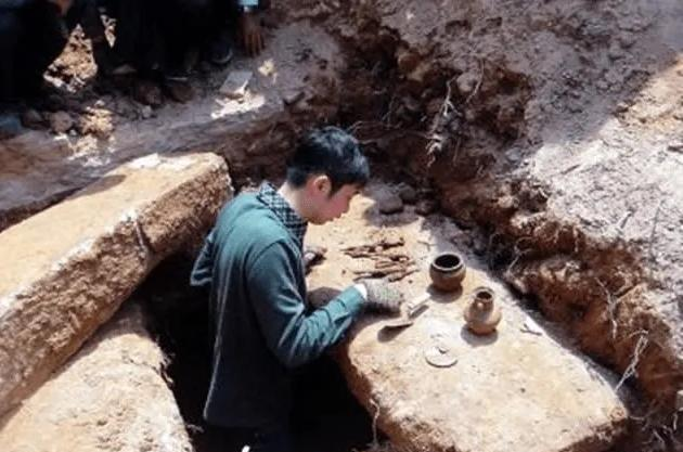 秦始皇陵墓发现过程
